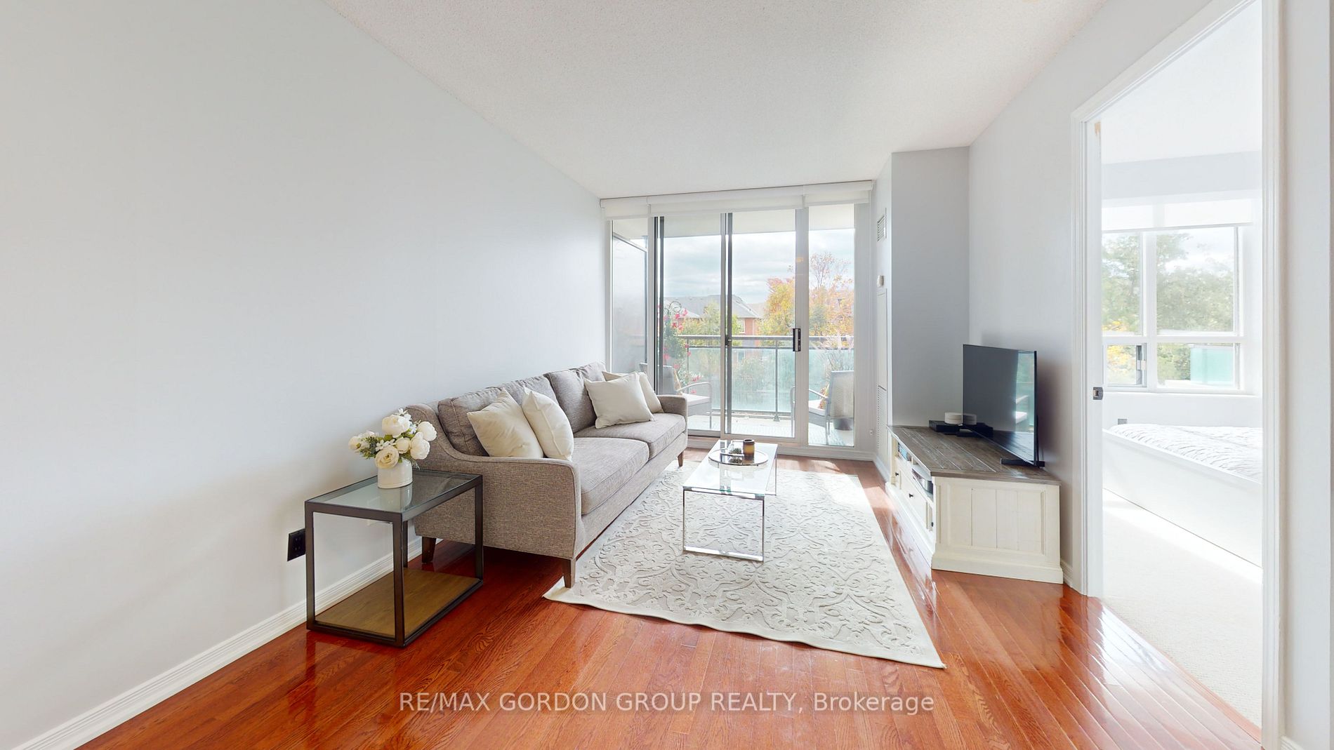 310 Red Maple Rd, #217