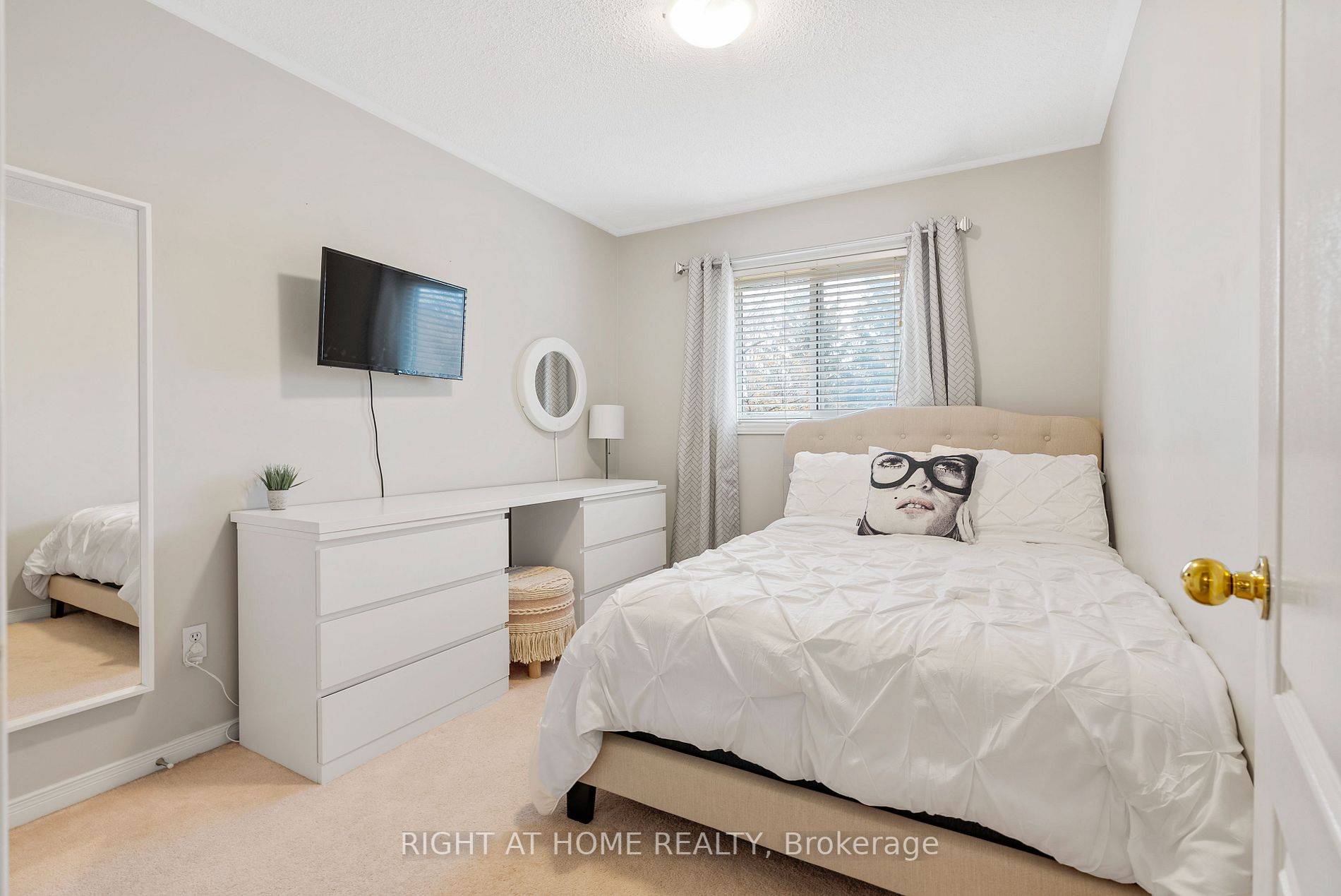 74 Primeau Dr