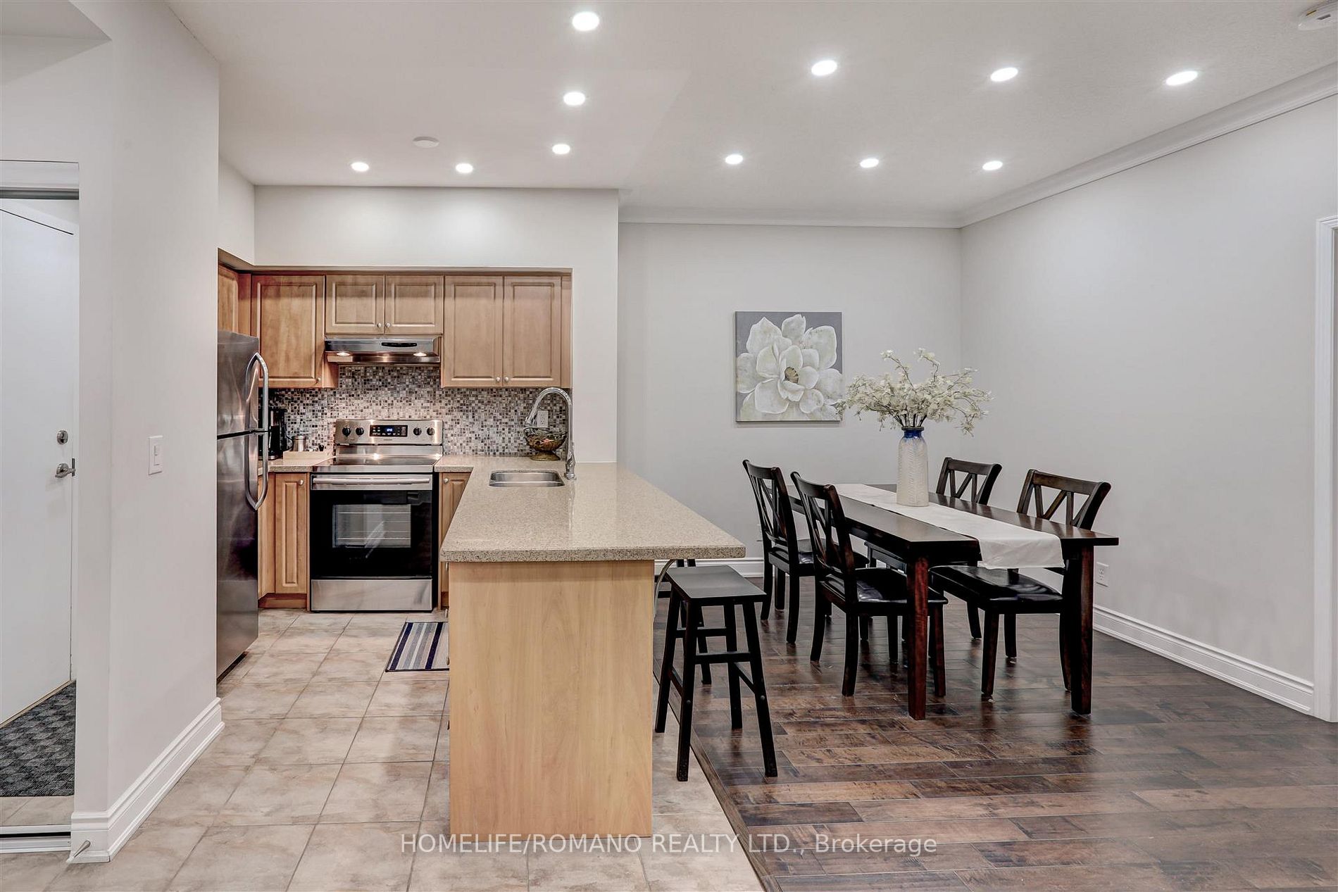 9431 Jane Street, #107