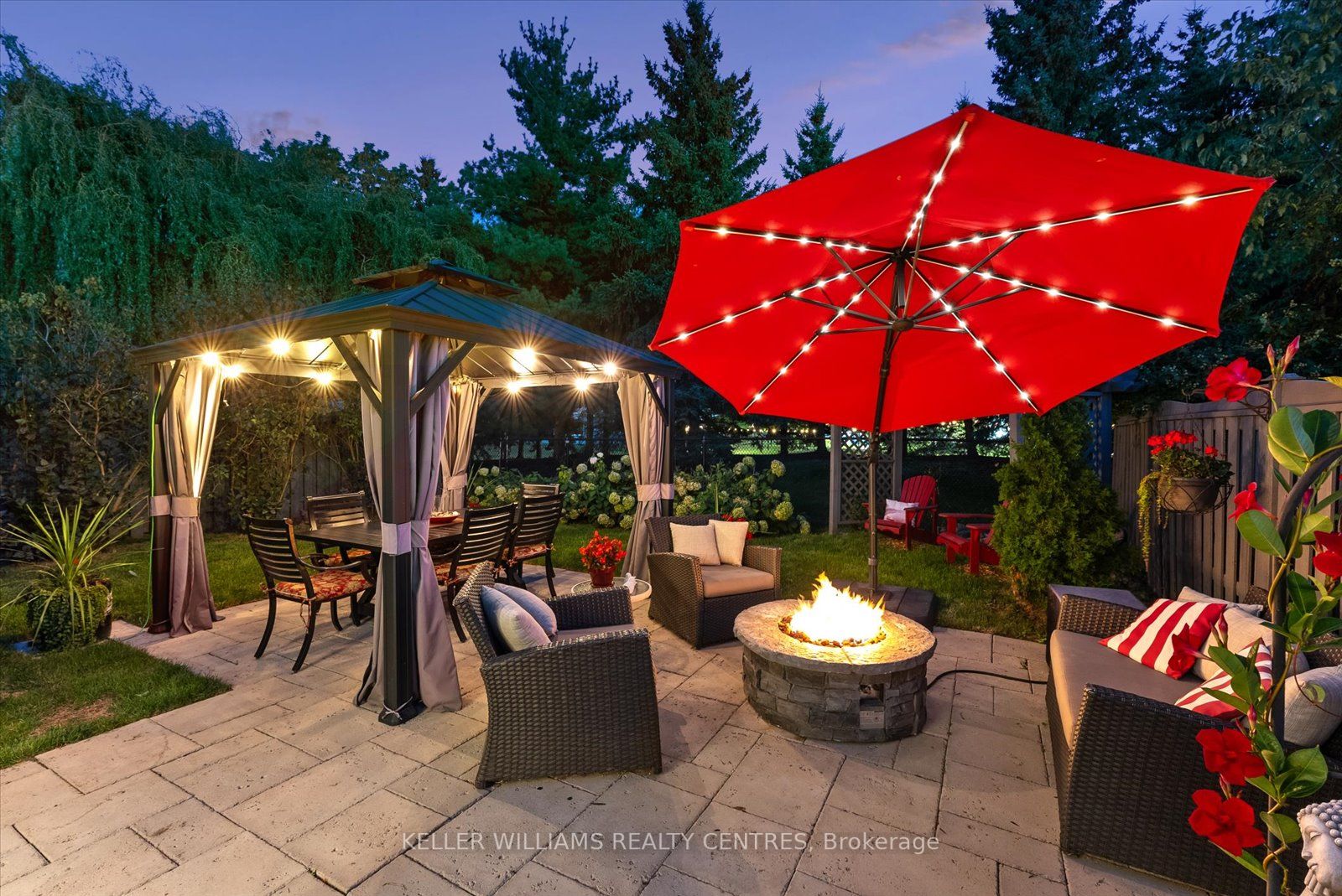 126 Hollybush Dr