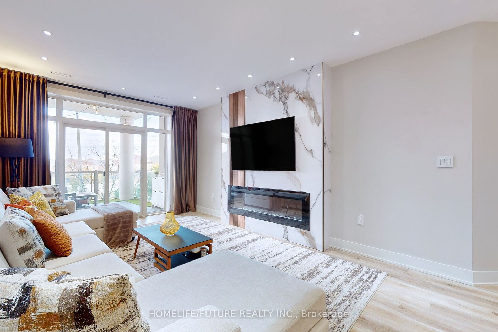 7340 Markham Rd, #209