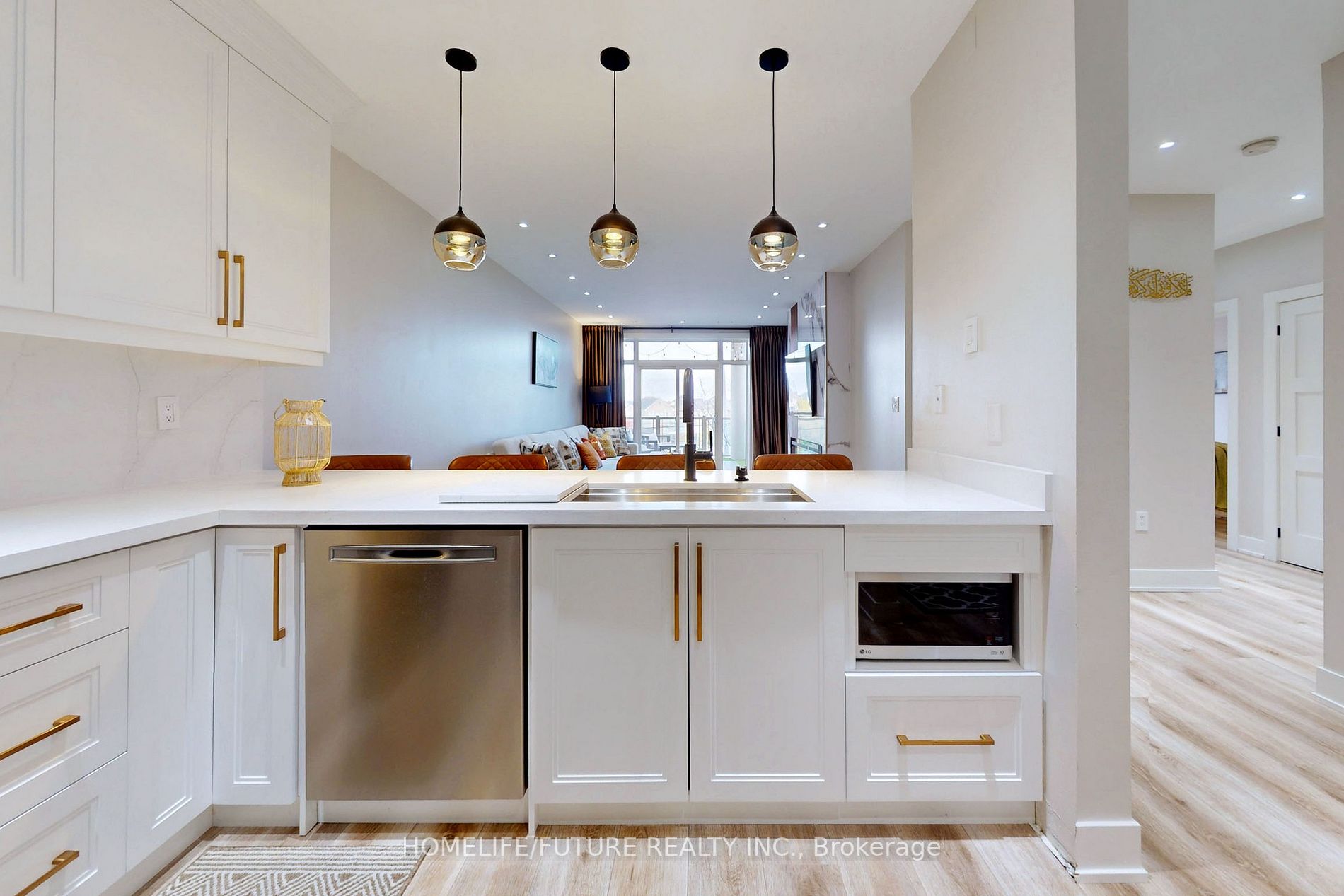 7340 Markham Rd, #209