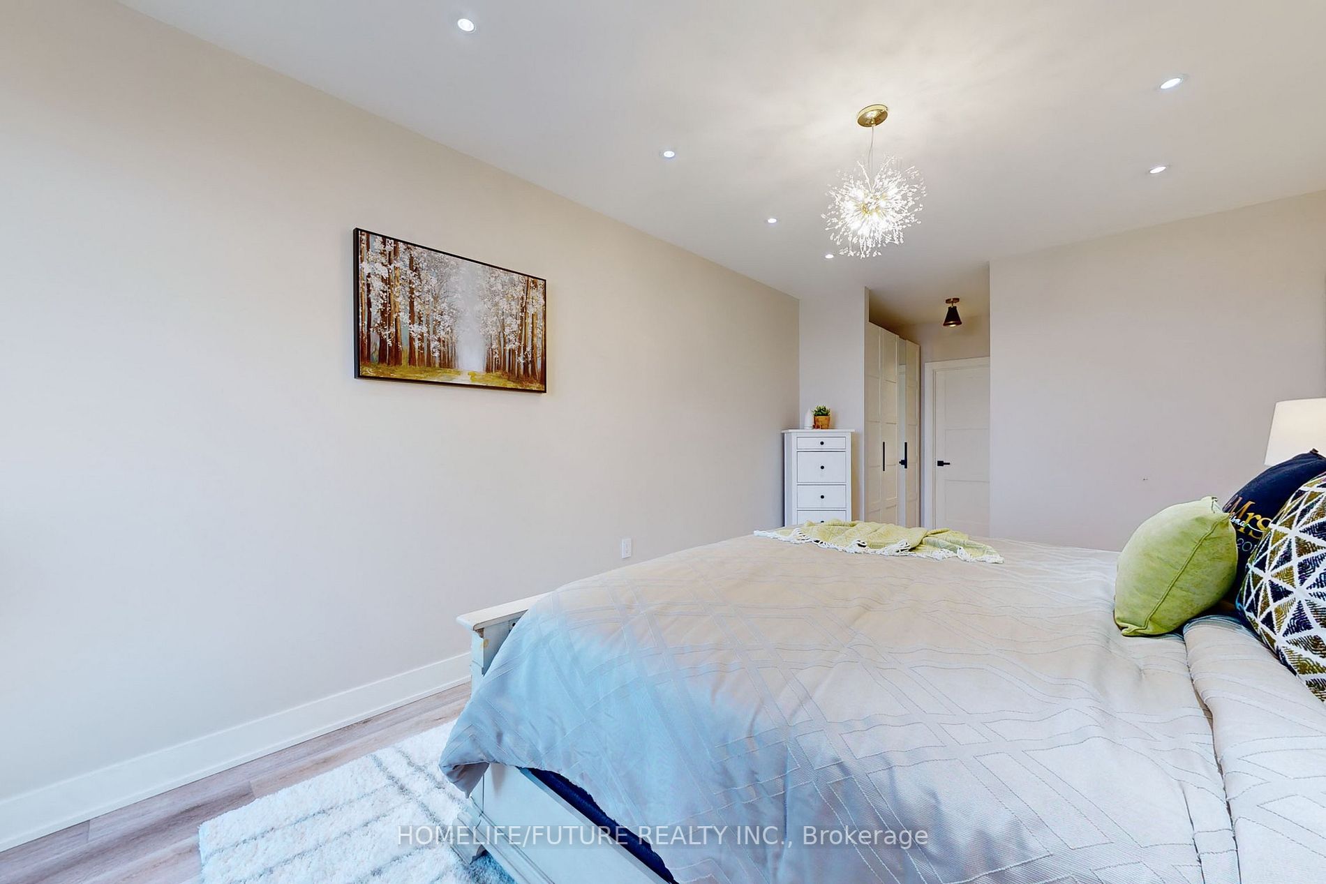 7340 Markham Rd, #209
