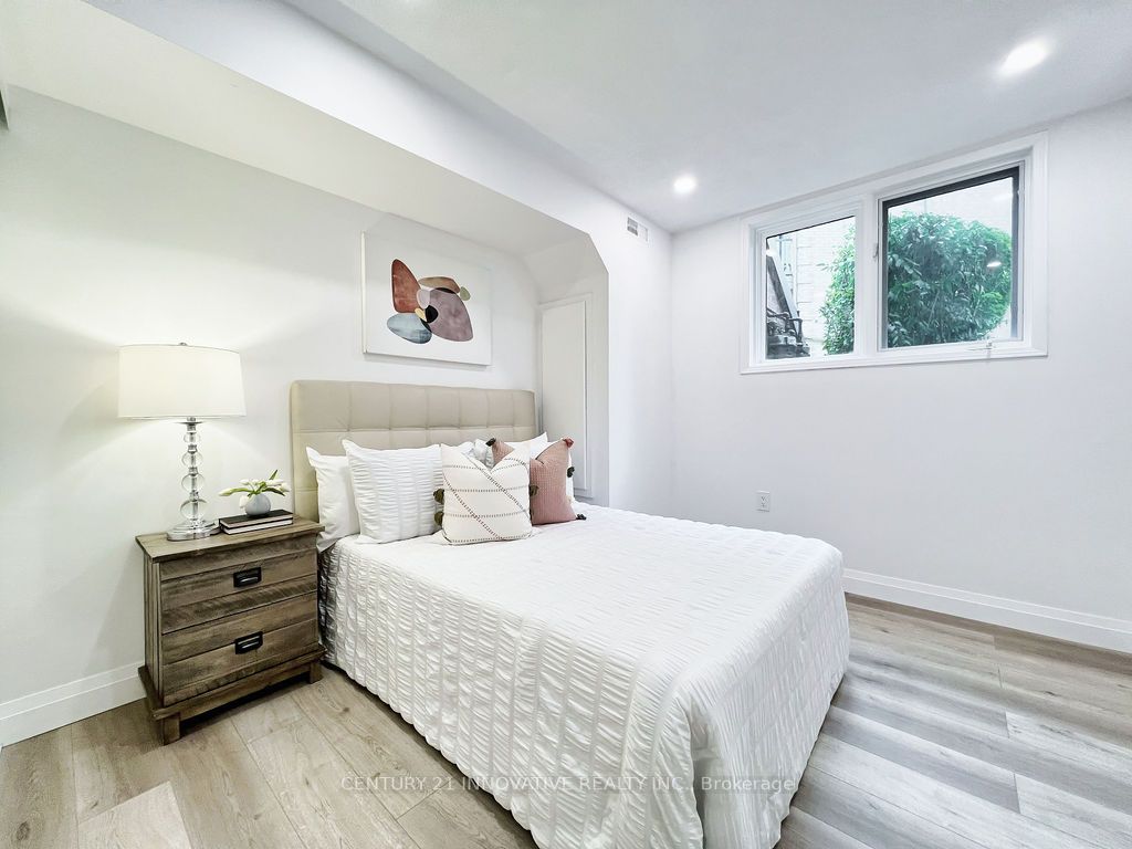 75 Weldrick Rd E, #848