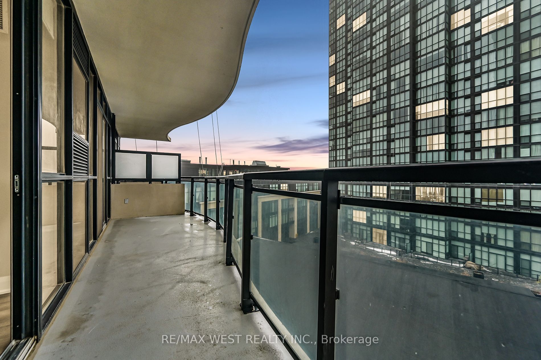 2900 Highway 7 Rd, #606