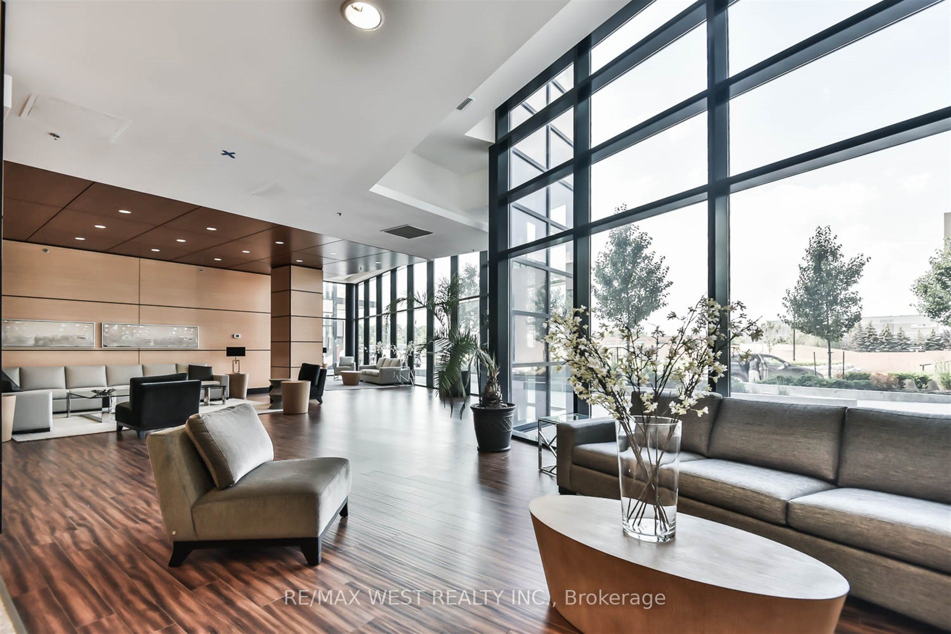 2900 Highway 7 Rd, #606