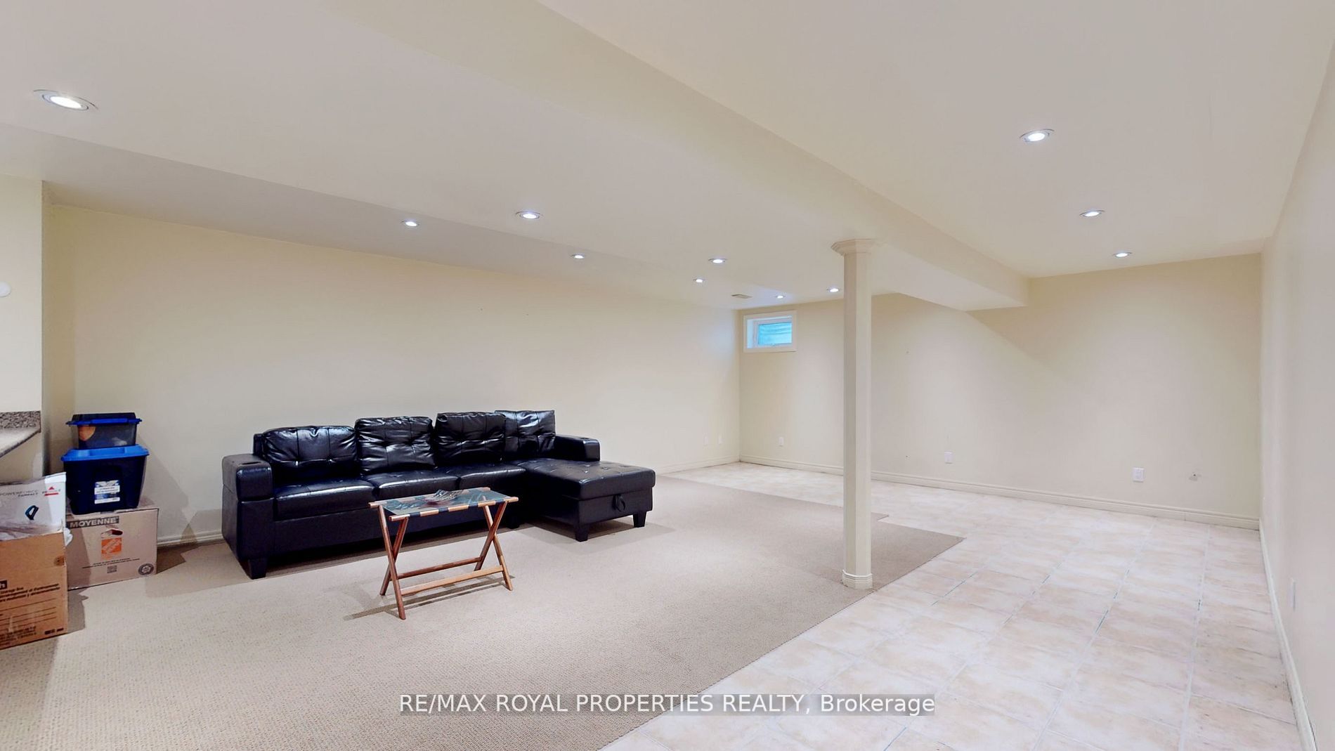 5 Mortson St