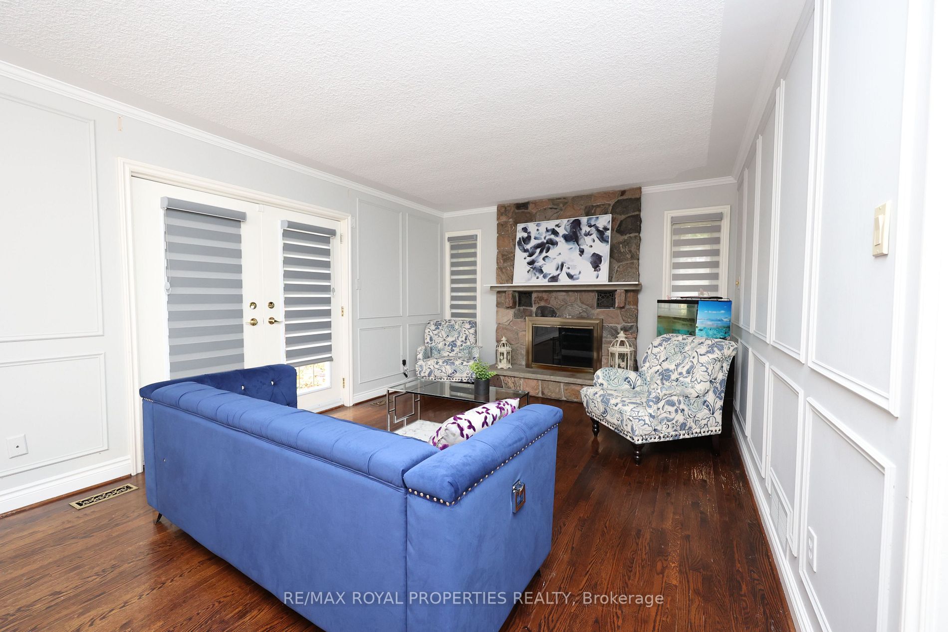 5 Mortson St