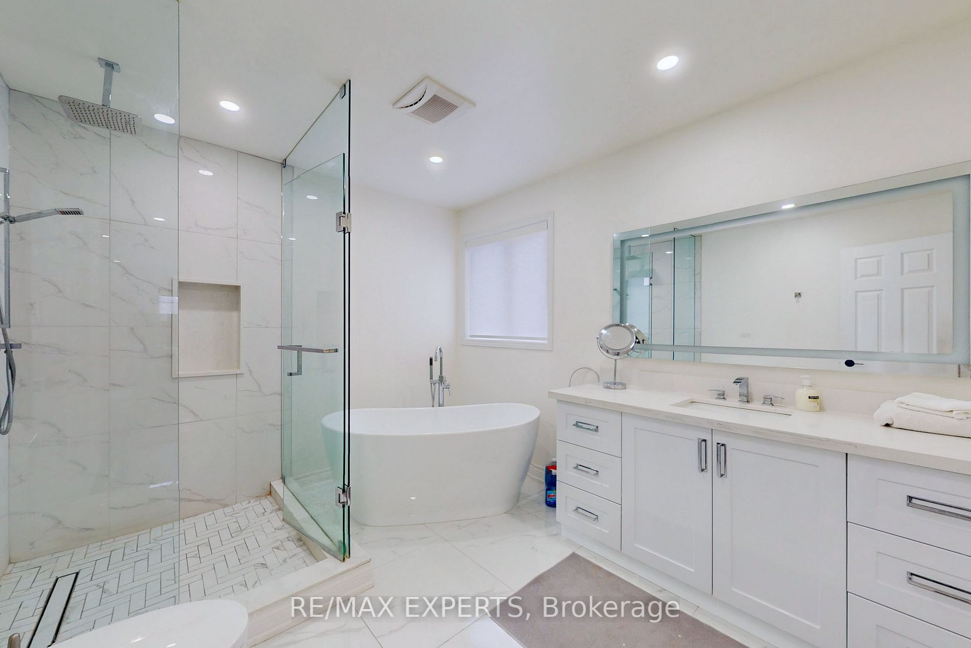 176 Kale Cres