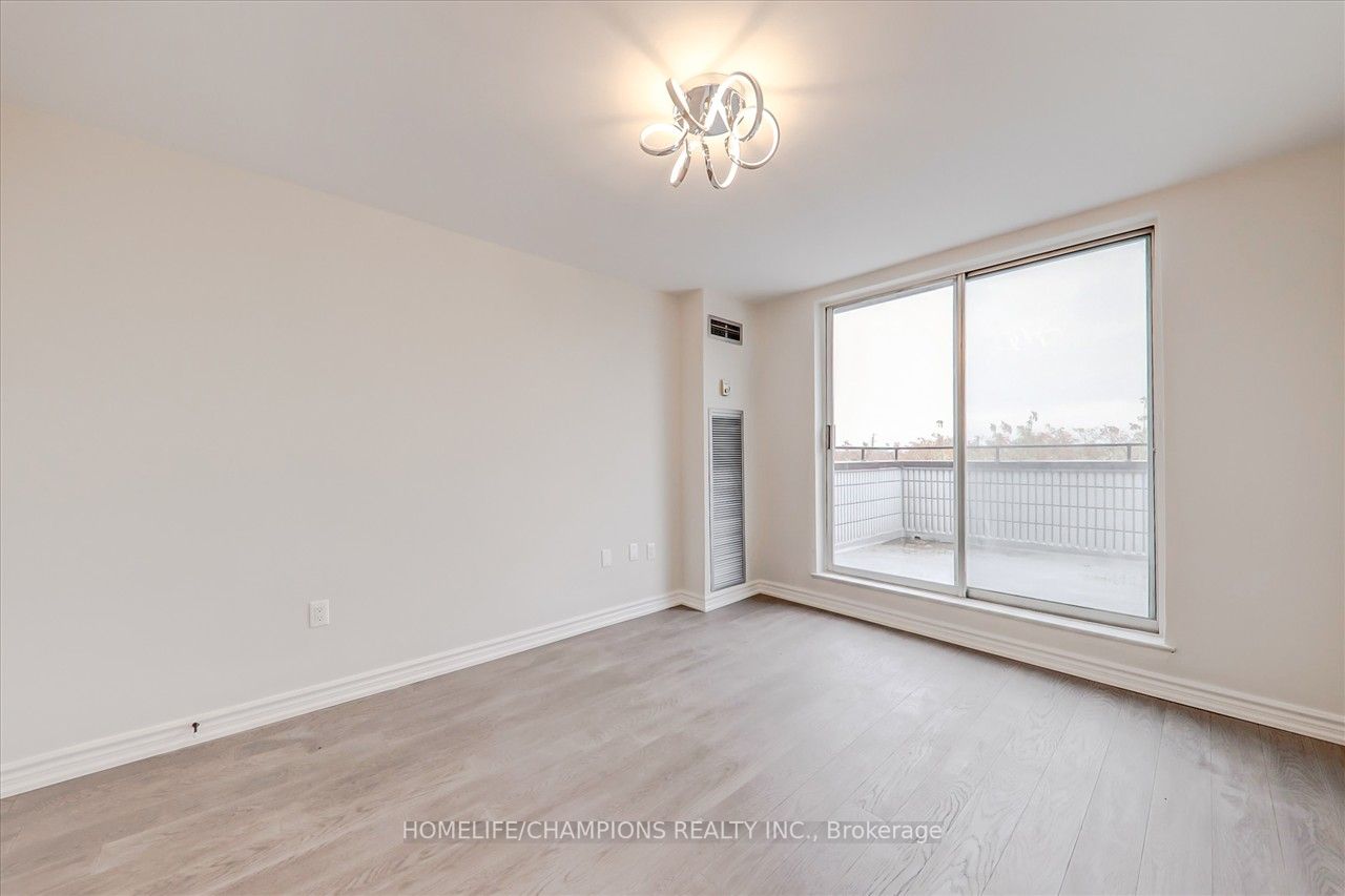 16 Elgin St, #325