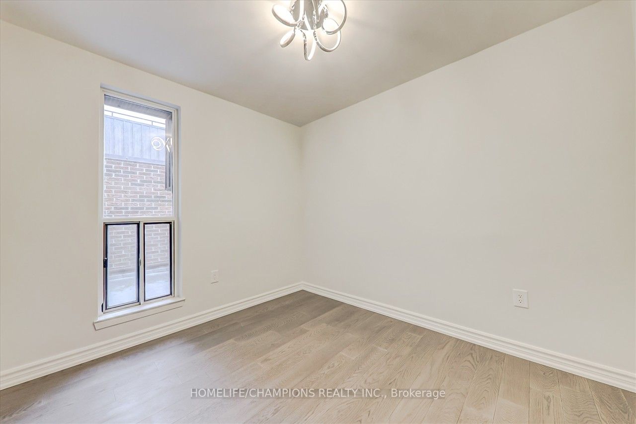 16 Elgin St, #325