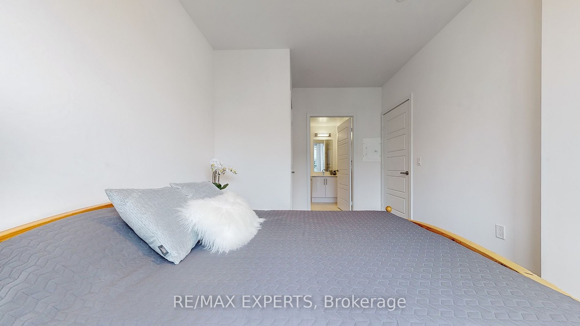 375 Sea Ray Ave, #438
