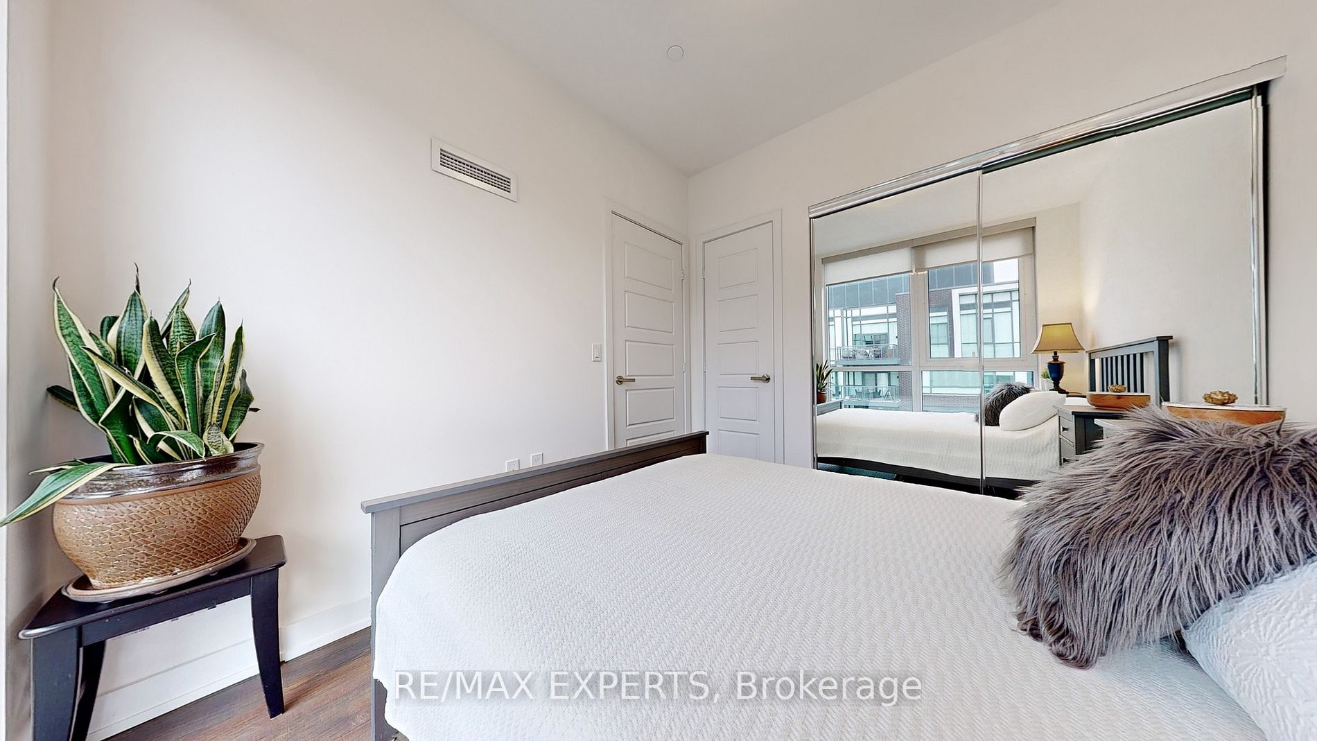375 Sea Ray Ave, #438