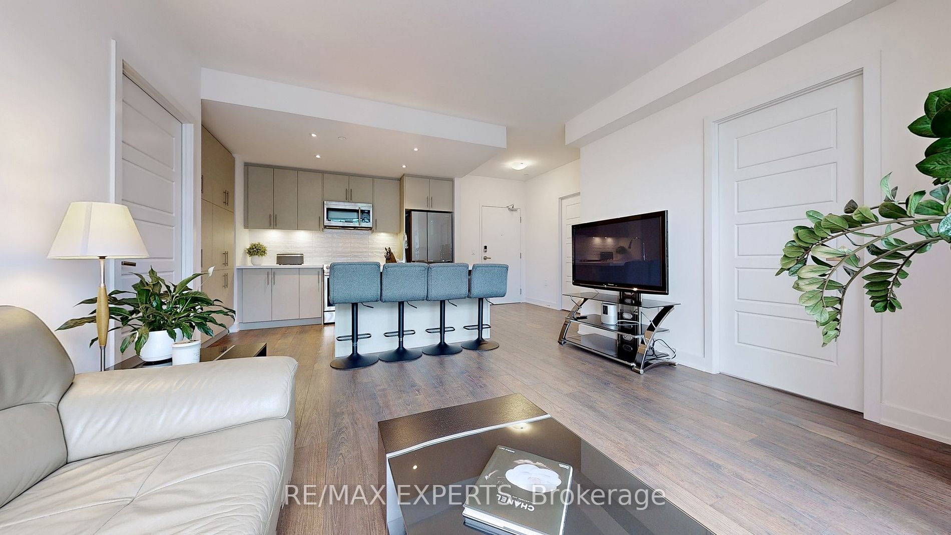 375 Sea Ray Ave, #438