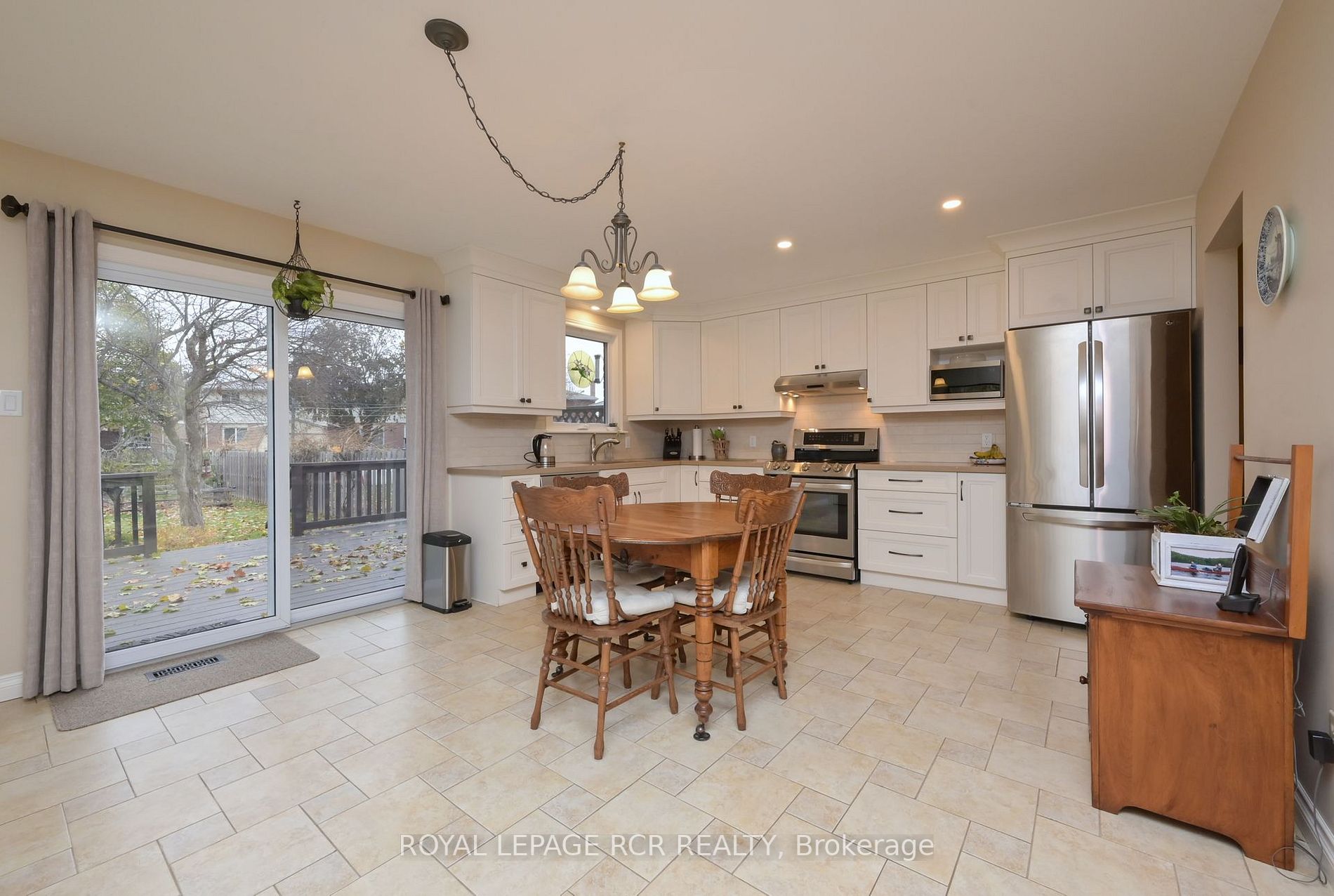 146 Cunningham Dr