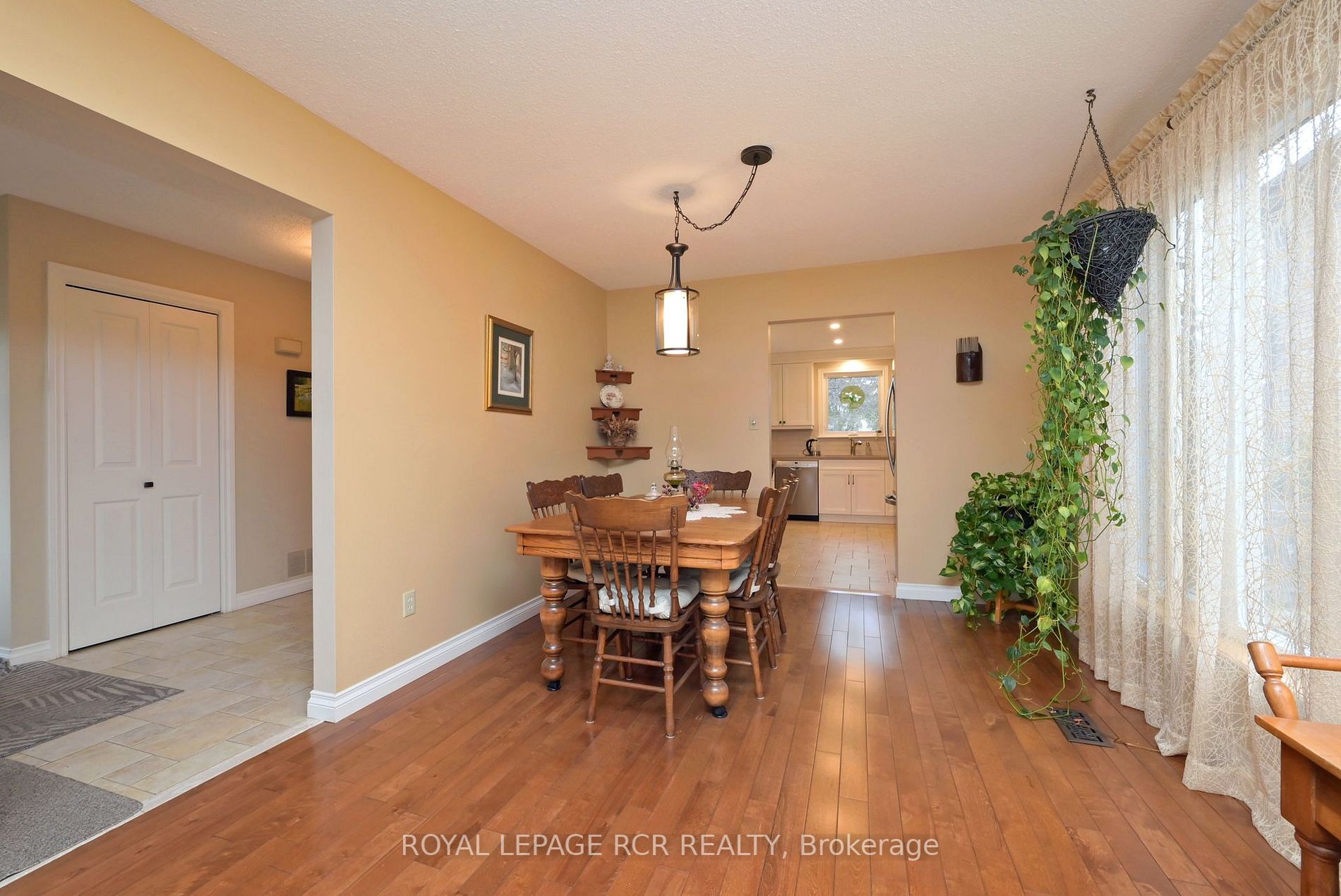 146 Cunningham Dr