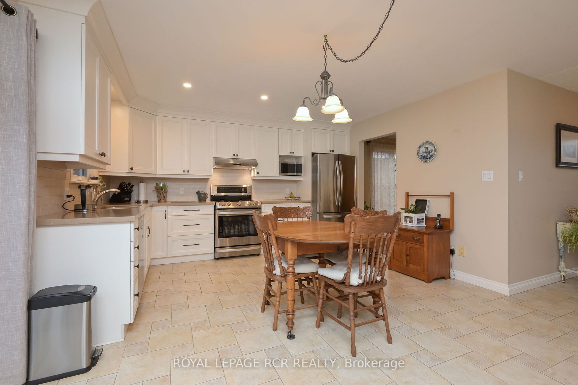 146 Cunningham Dr