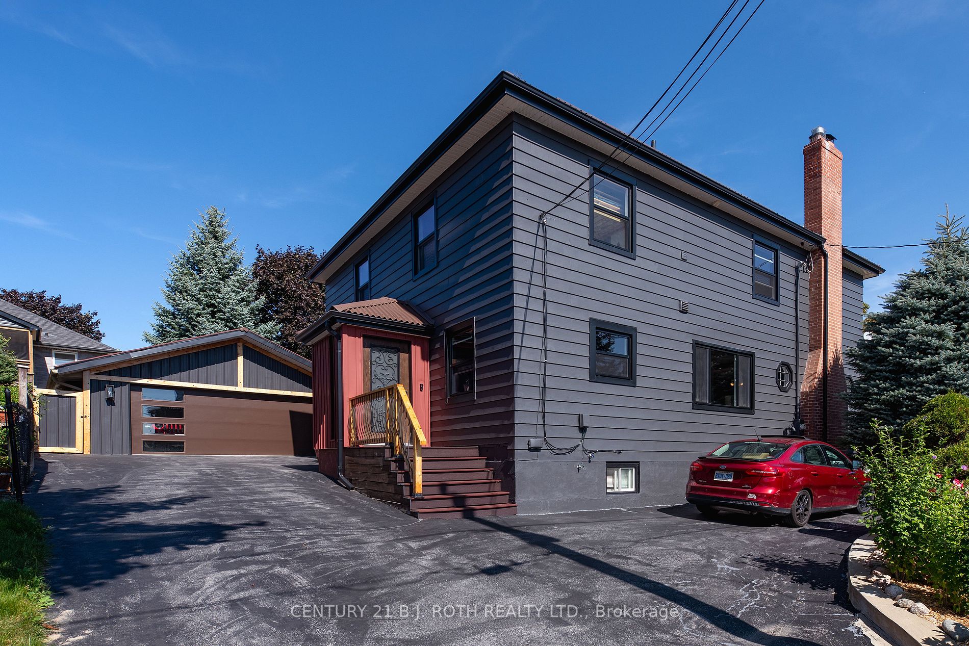 57 Hurd St