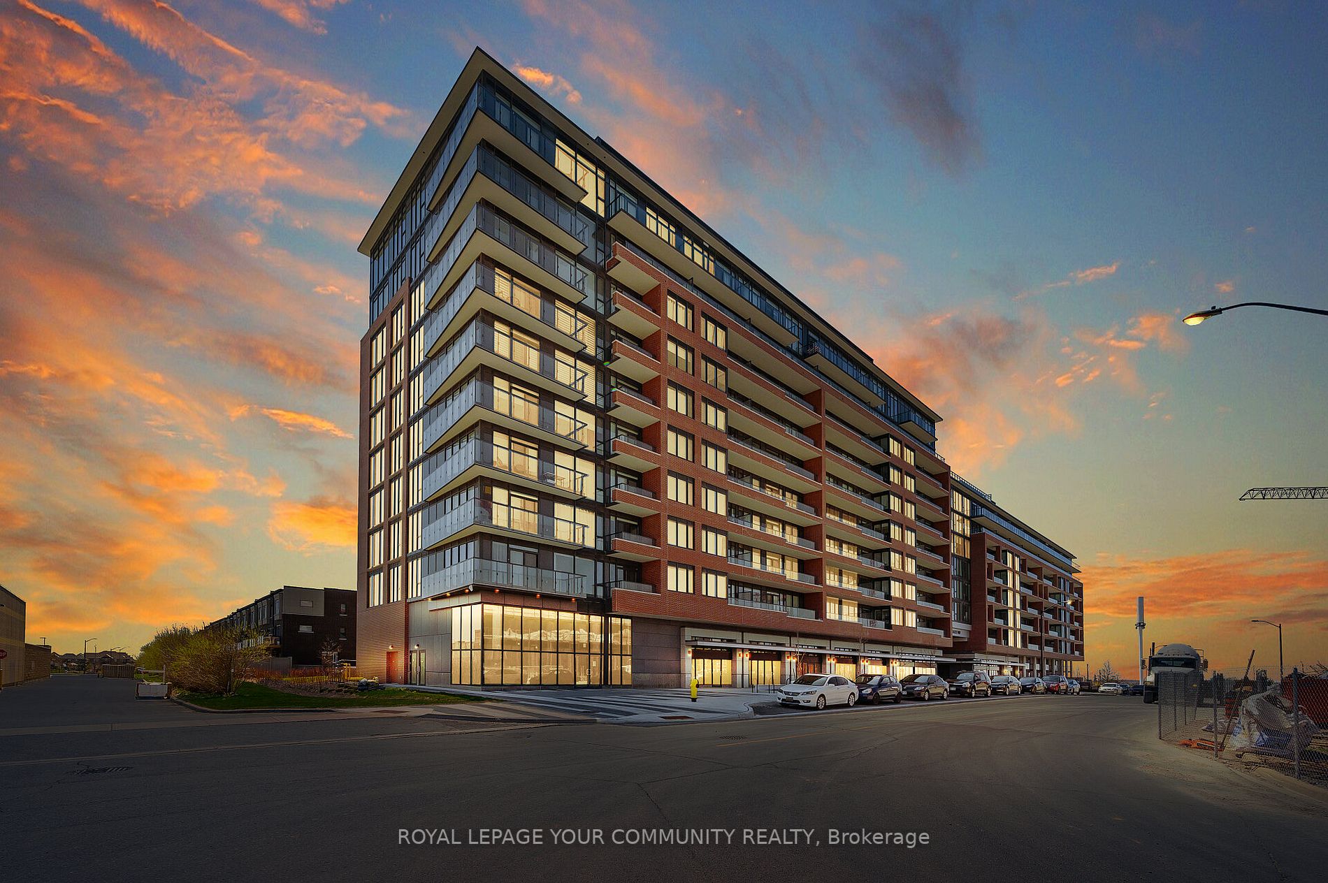 99 Eagle Rock Way N, #825