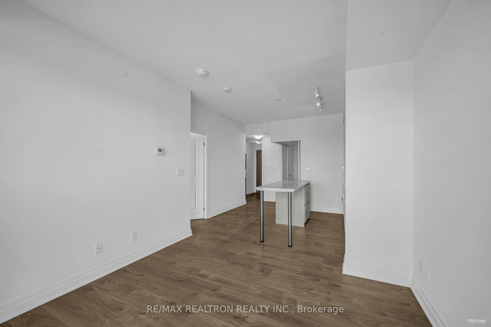 10 Rouge Valley Dr W, #518