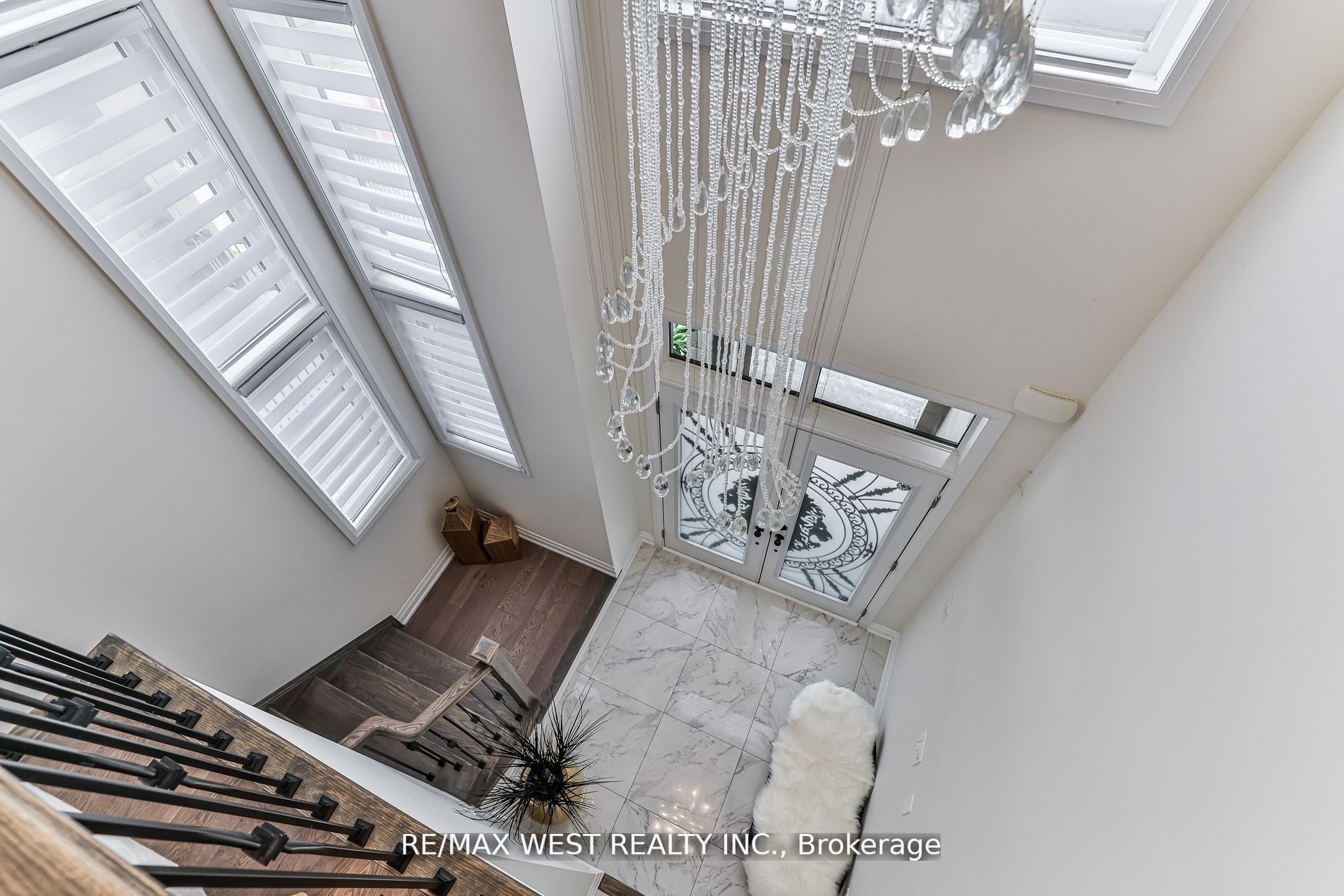 23 Jonkman Blvd