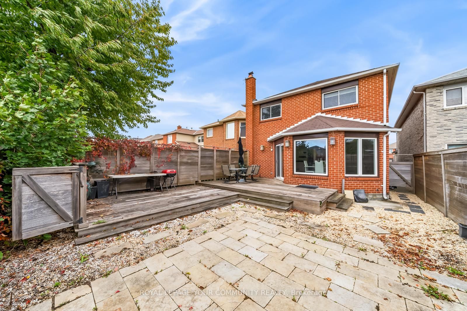 92 Brickstone Circ