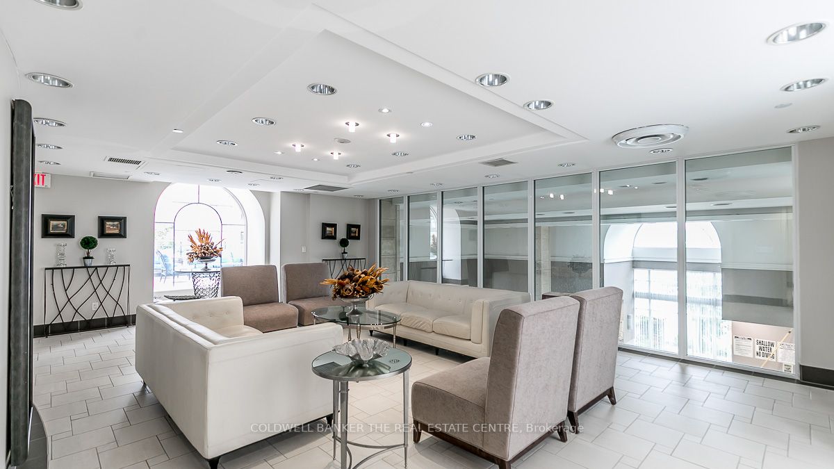 330 Red Maple Rd, #310