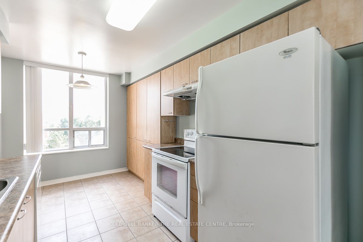 330 Red Maple Rd, #310