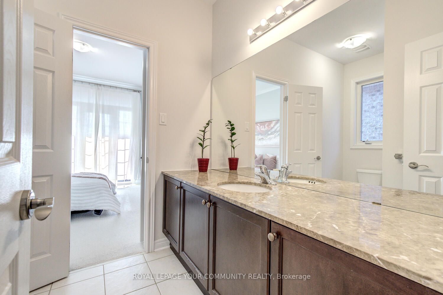 12 Golden Orchard Rd