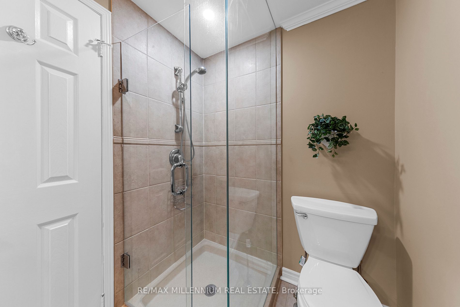 200 O'hara Dr S, #9