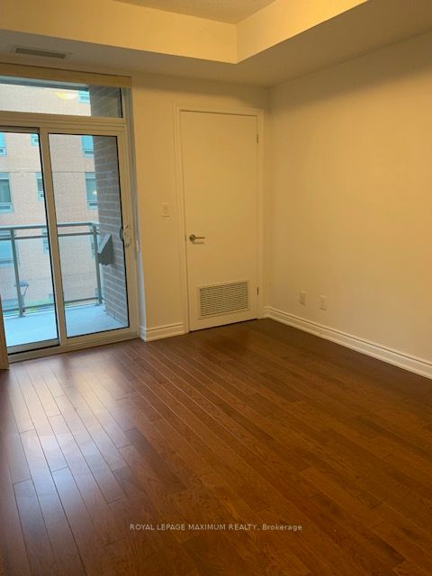 281 Woodbridge Ave, #307
