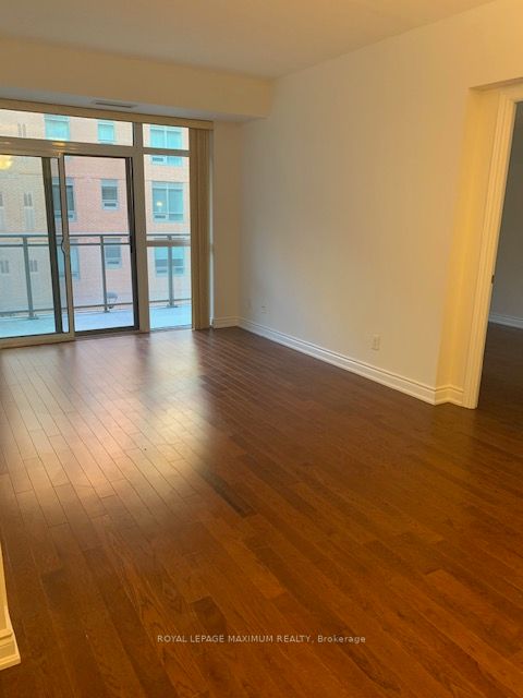 281 Woodbridge Ave, #307