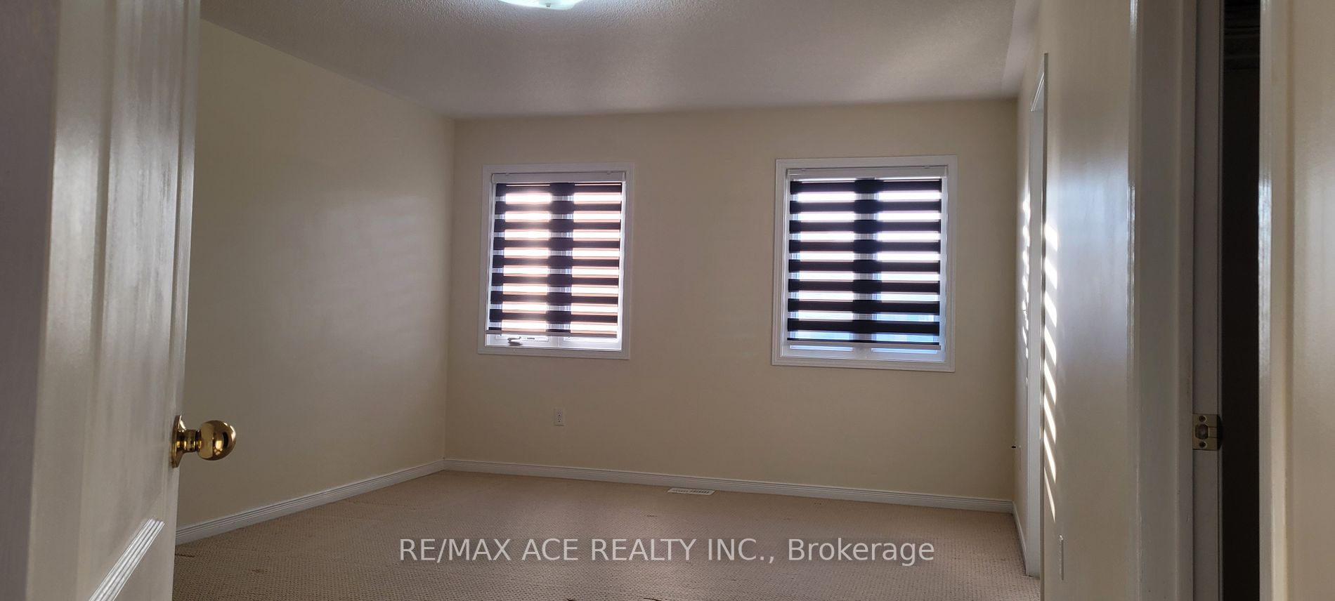 46 Ralph Chalmers Ave