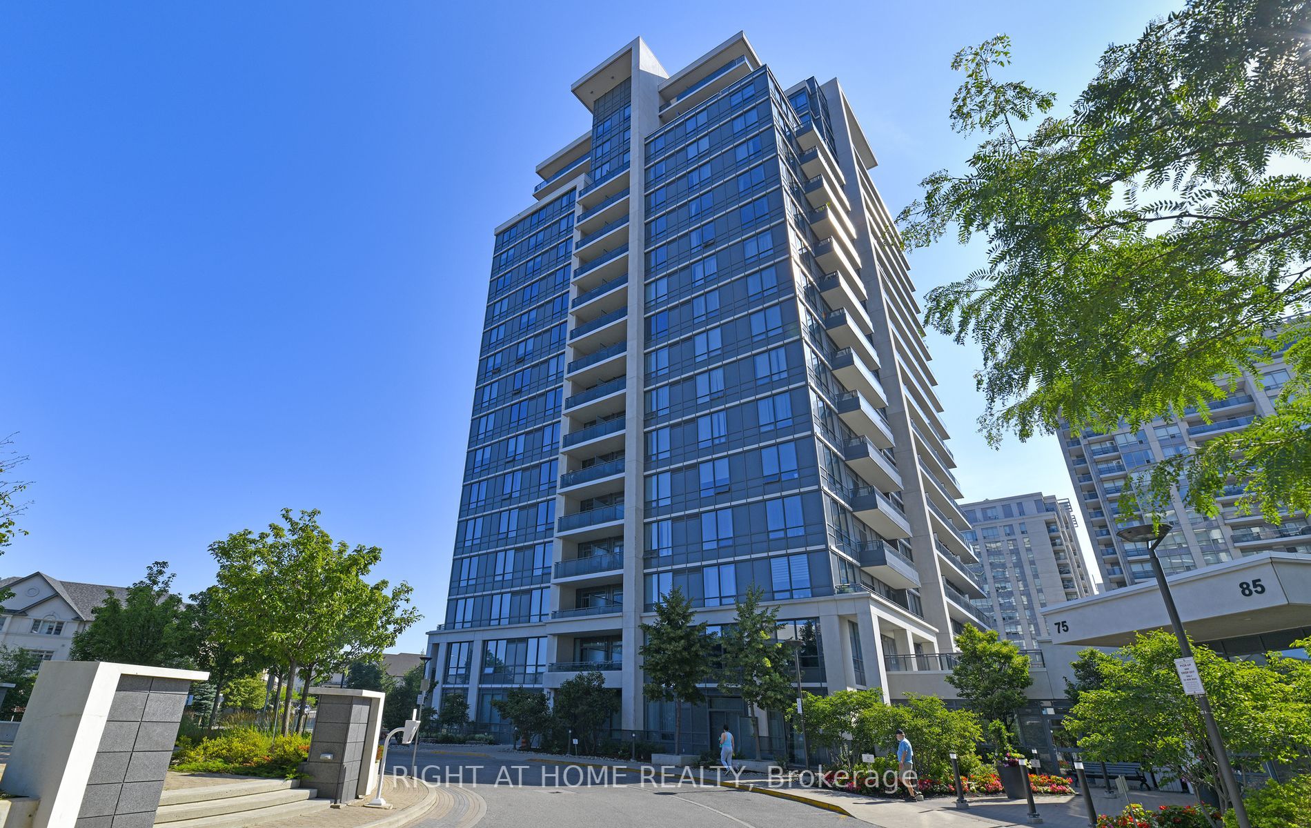75 North Park Rd, #102