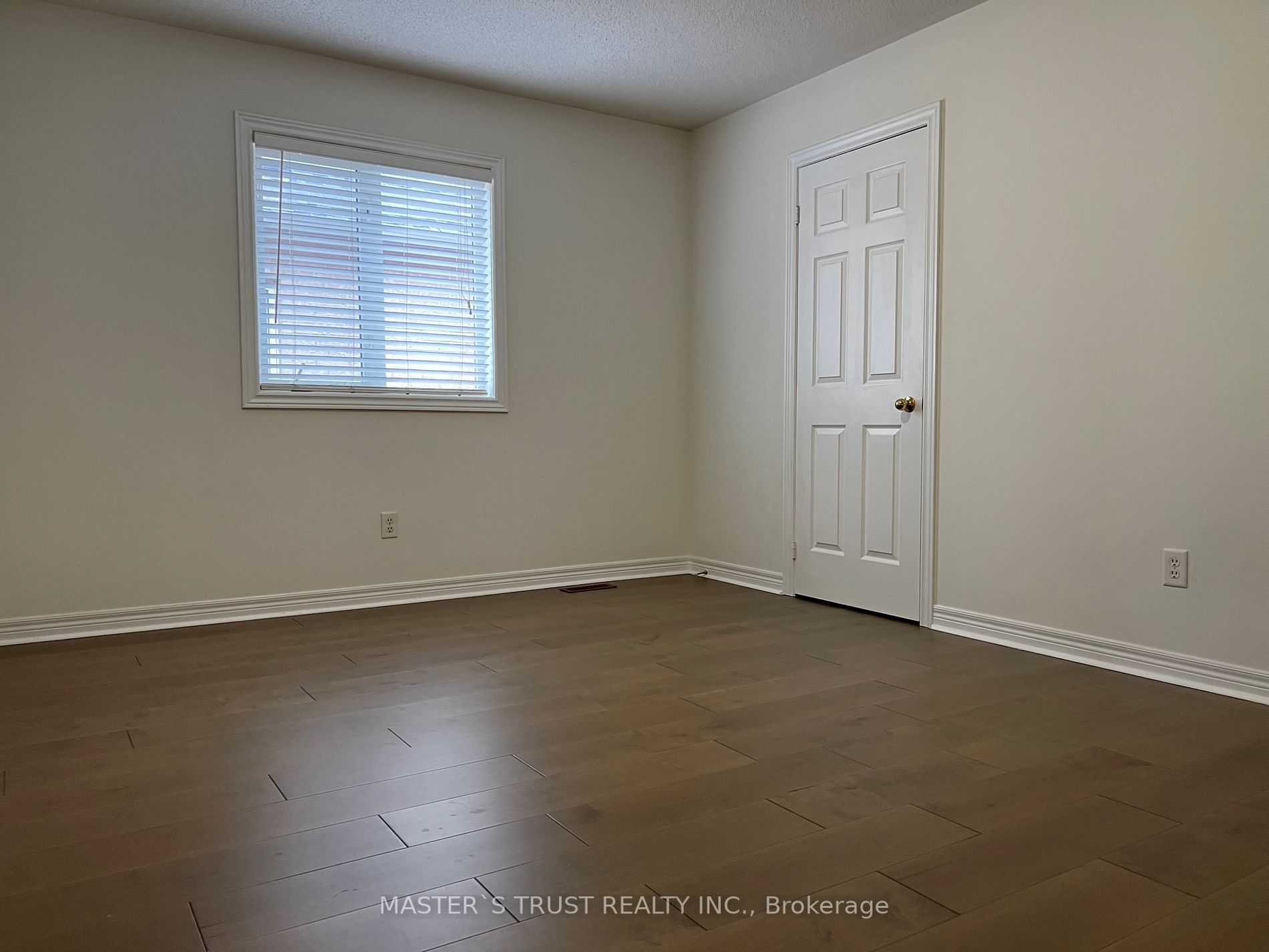124 Derrywood Dr