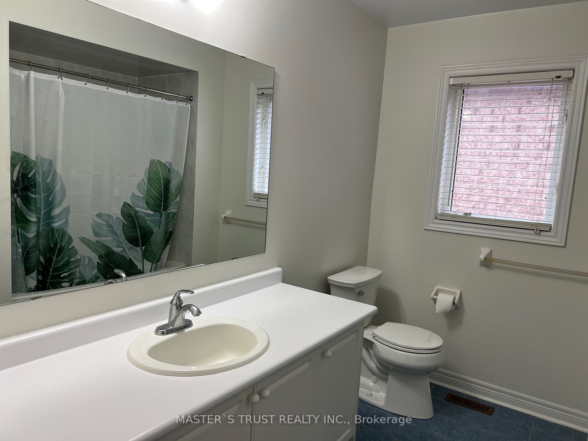 124 Derrywood Dr