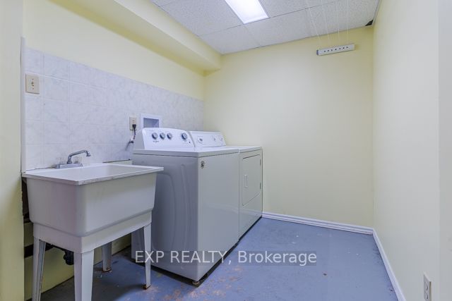 83 Green Briar Rd, #6