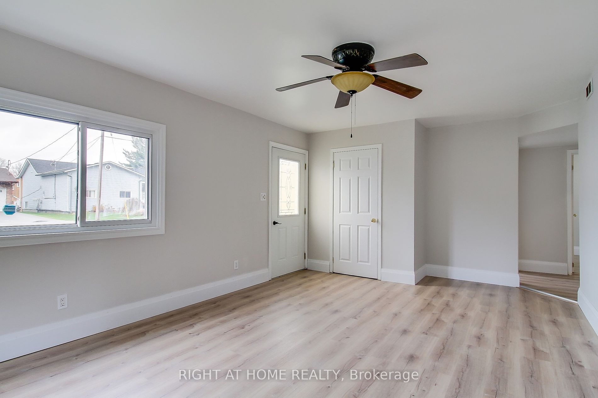 171 Bayview Ave