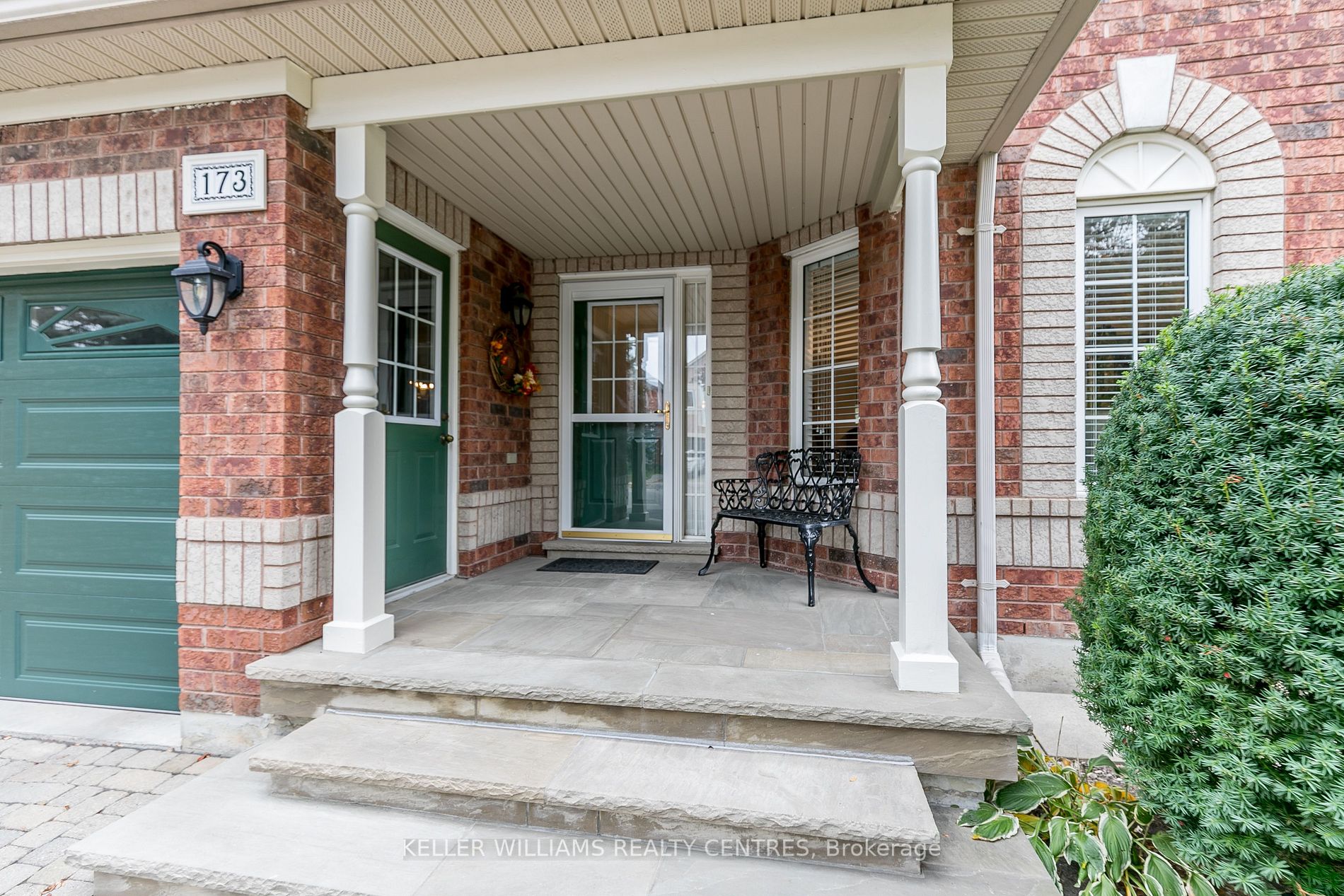 173 Hollandview Tr