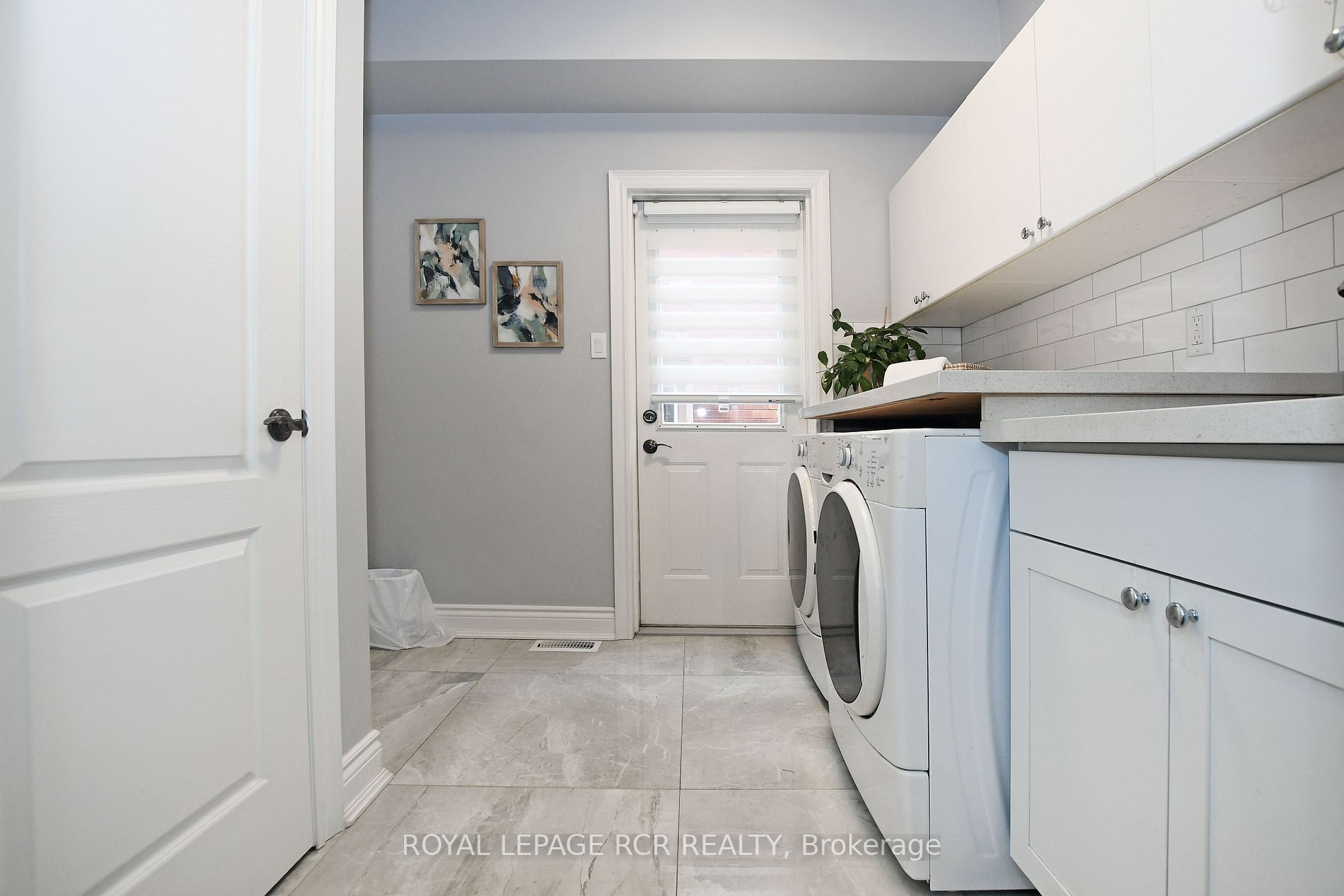 78 Allenvale Dr