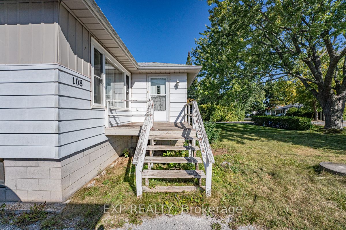 108 Farley Circ