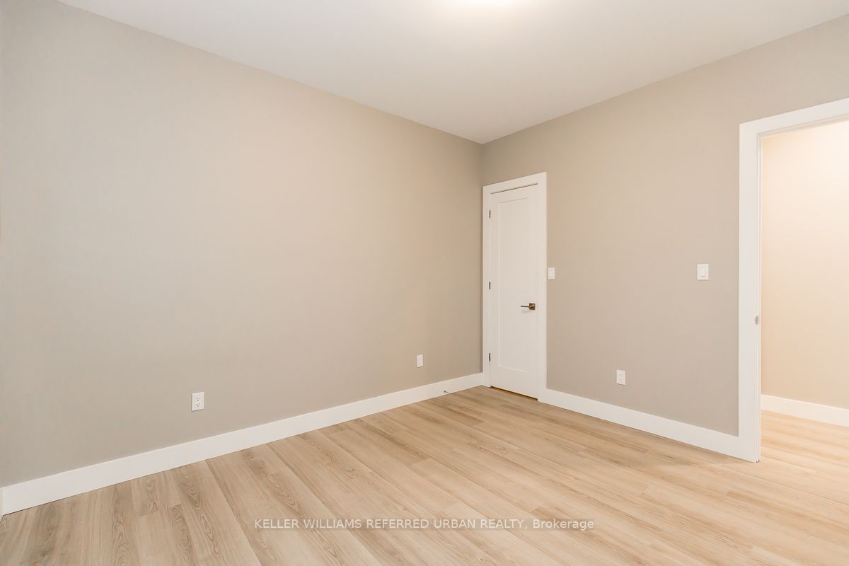 23 Delta Cres