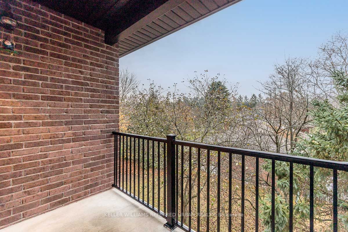 23 Delta Cres