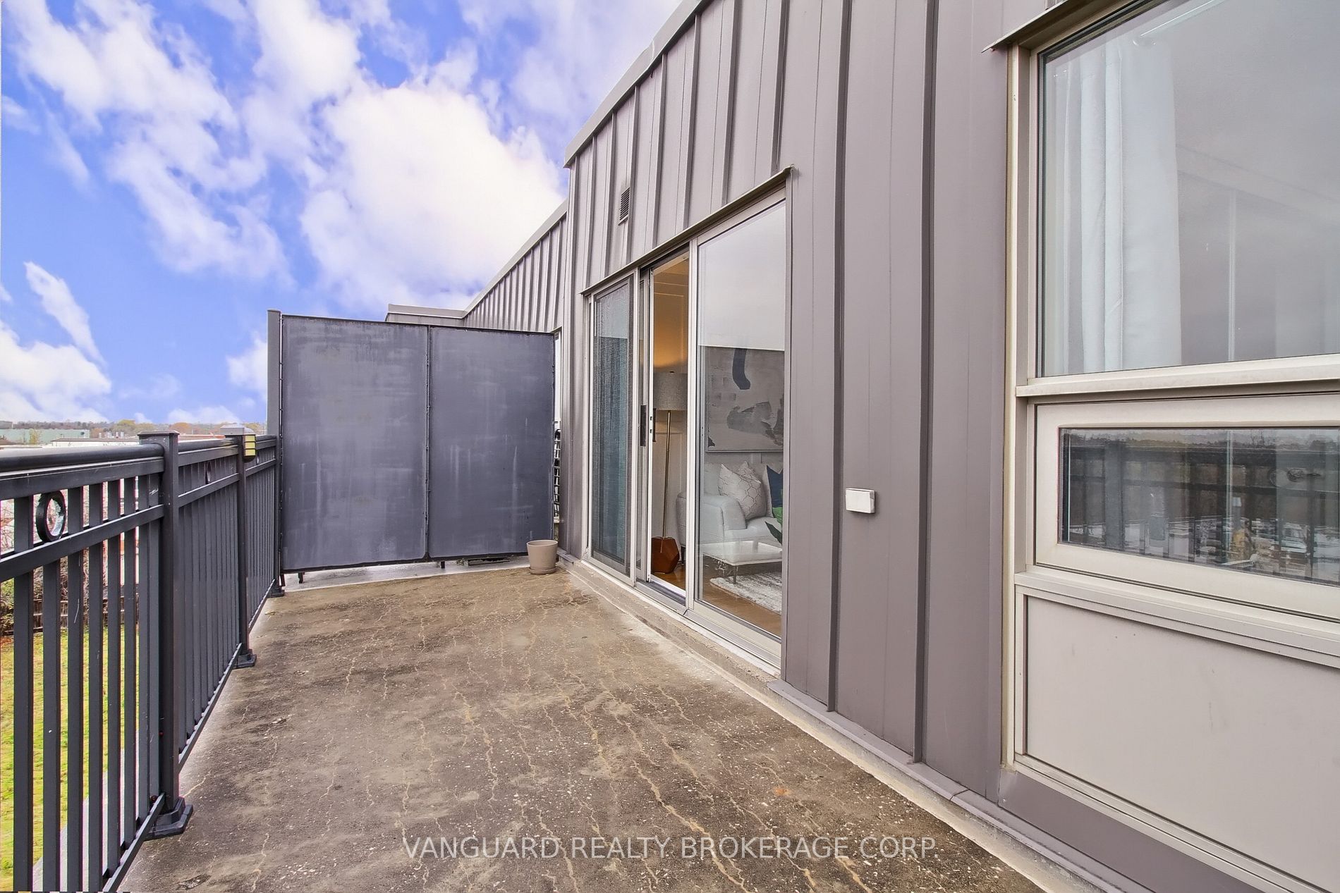 8026 Kipling Ave W, #513