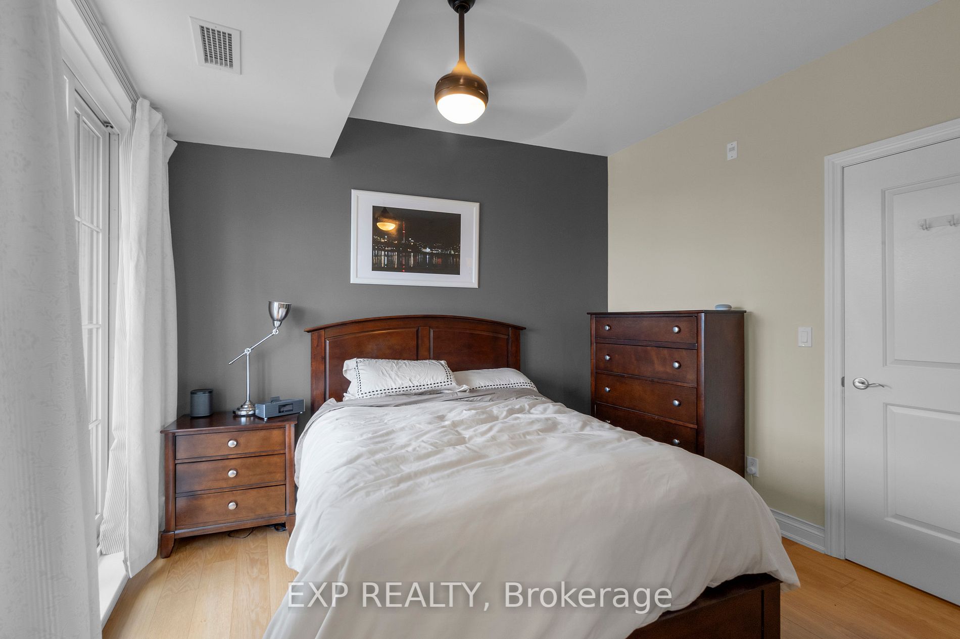 68 Main St, #222