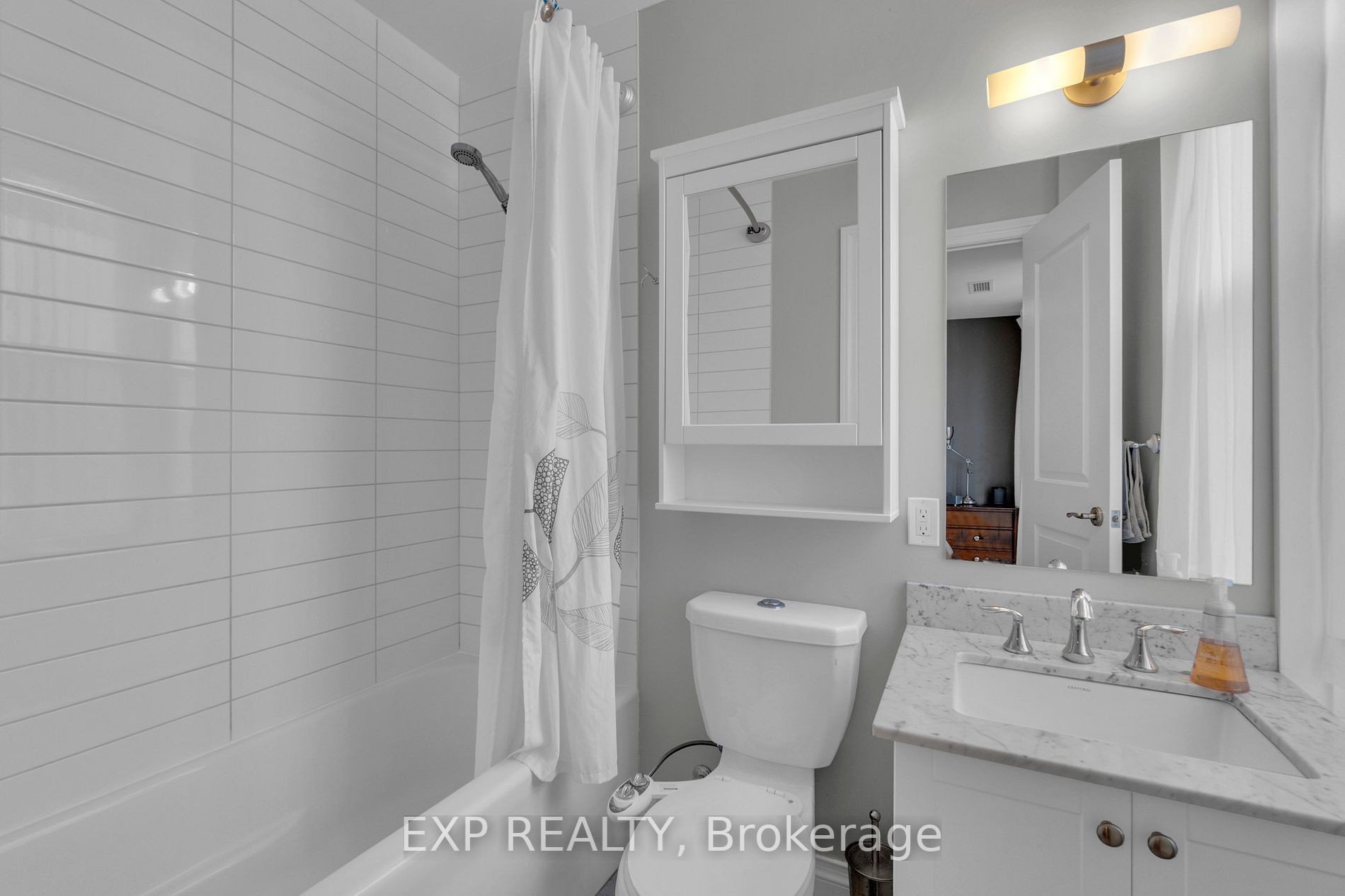 68 Main St, #222