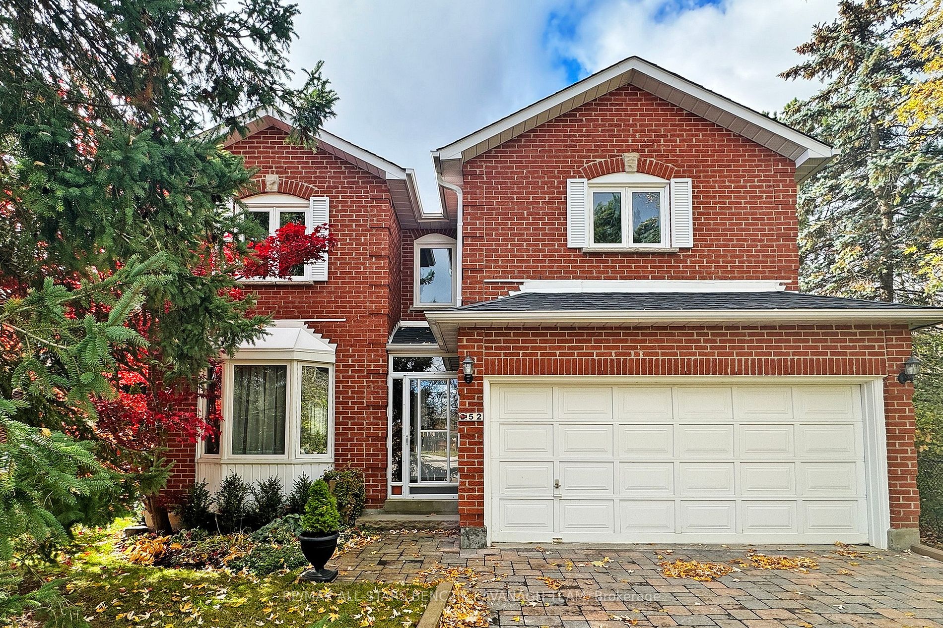 52 Norwich Dr