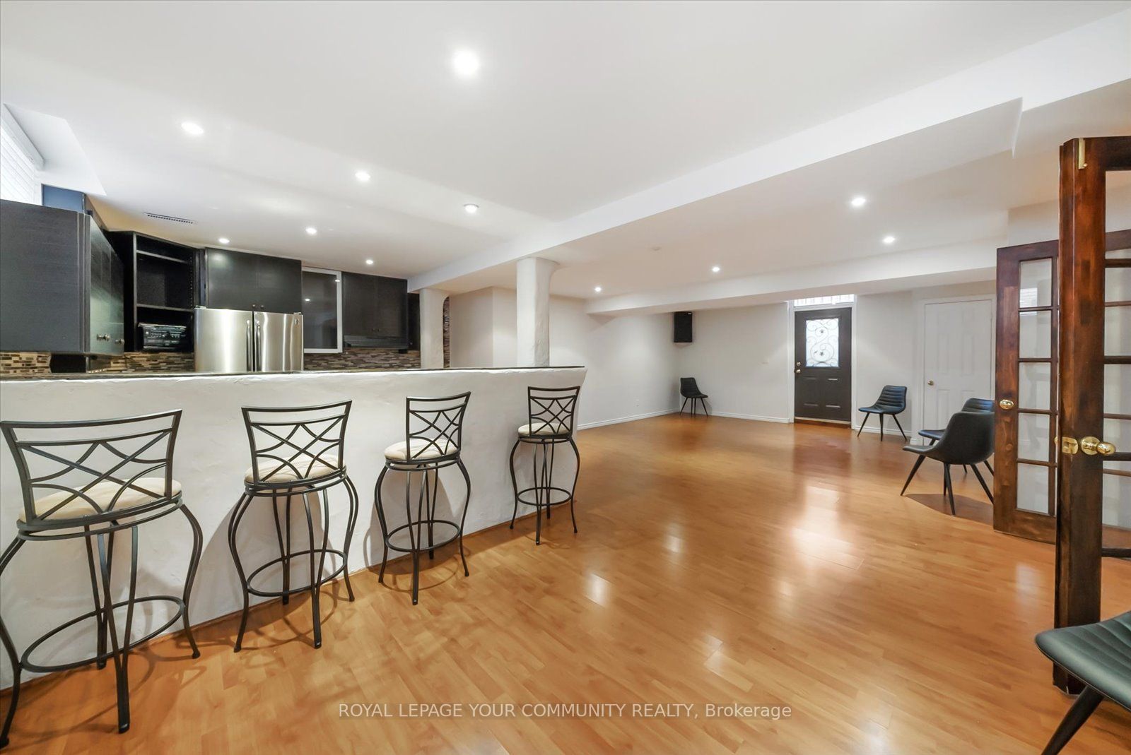 256 Melville Ave