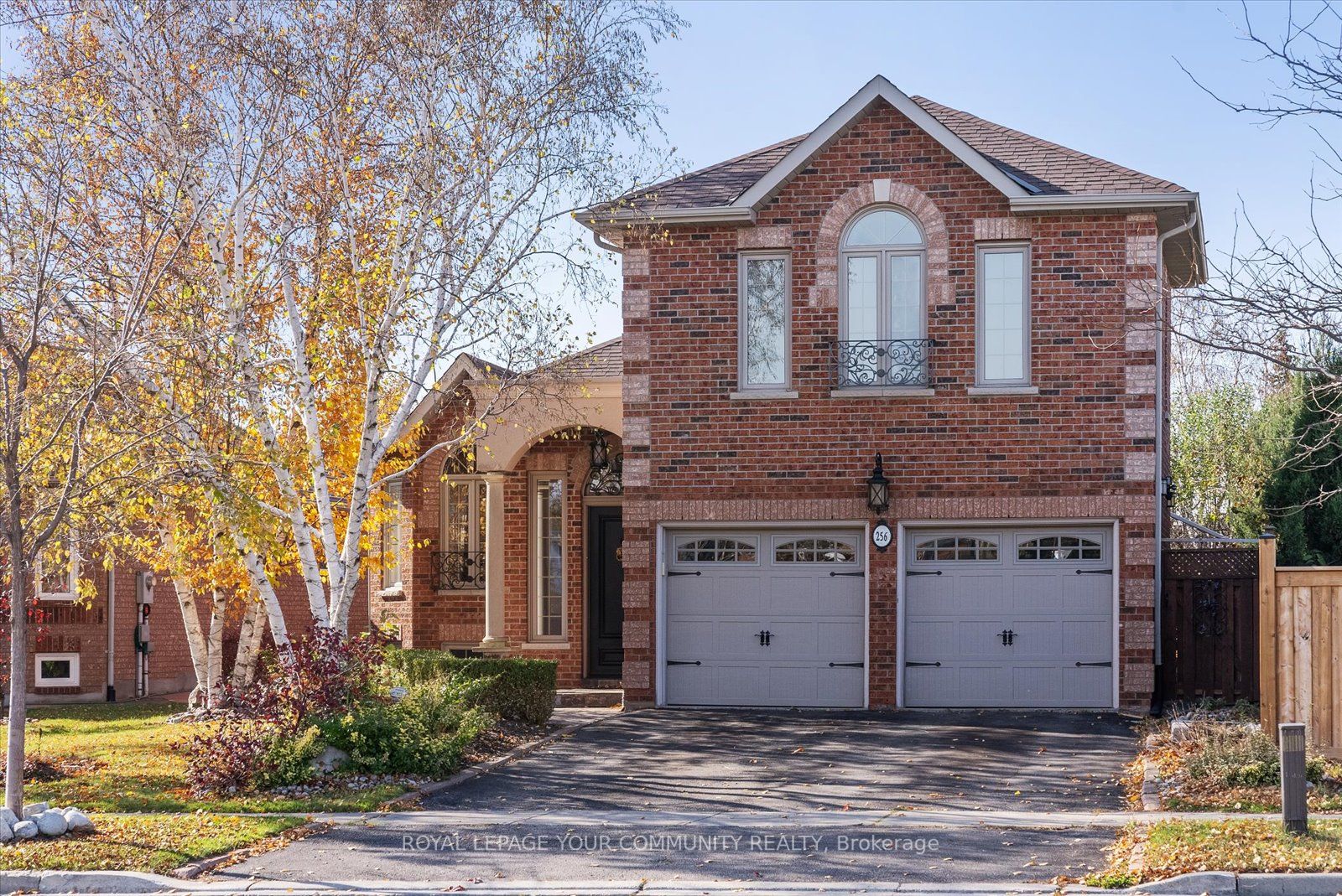 256 Melville Ave