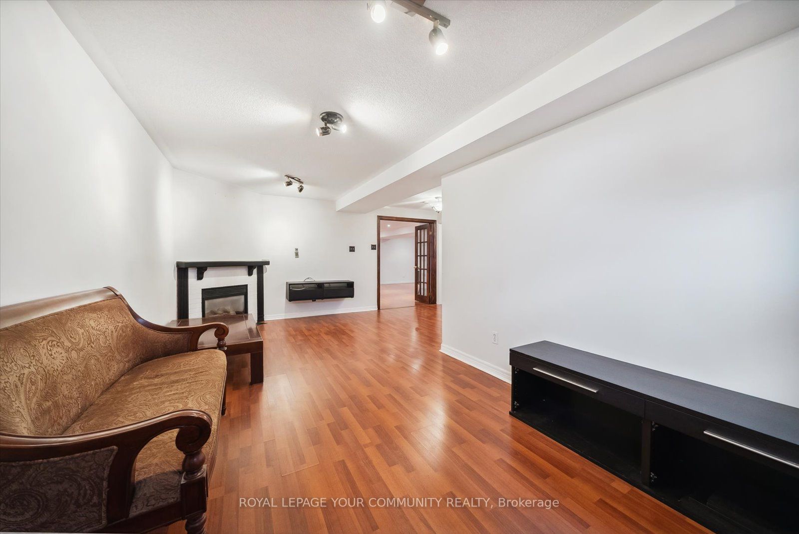 256 Melville Ave